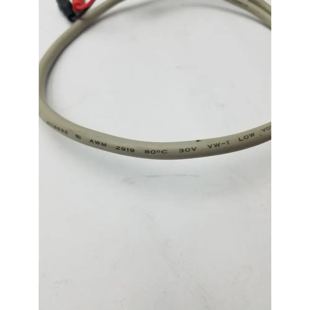 Gray insulated 110 BK A8 RD AS FC044 two sided black and red cable with awm 2919 30v specifications g-bbde6-60t