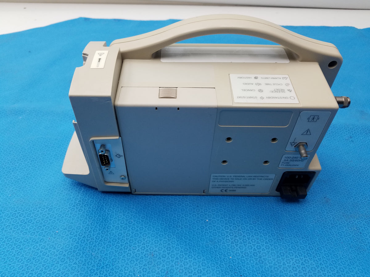 CasMed 740 MaxNIBP Patient Vital Sign Monitor