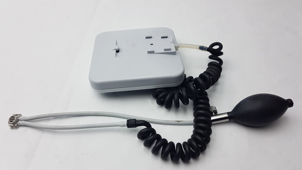 Welch Allyn Aneroid Blood Pressure Sphygmomanometer S/N 141216012765