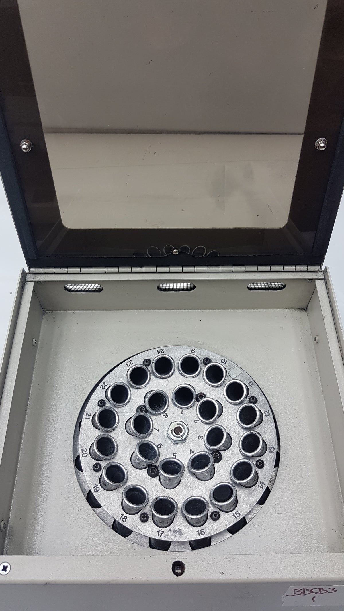 Vulcon Technologies Quantum 24-Place Variable Speed Laboratory Centrifuge