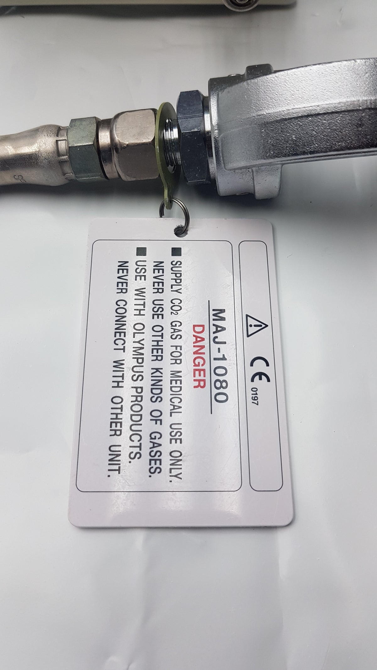 Olympus UCR Endoscopic CO2 Regulation Unit With MAJ-1080 CO2 Hose PIN and Yoke