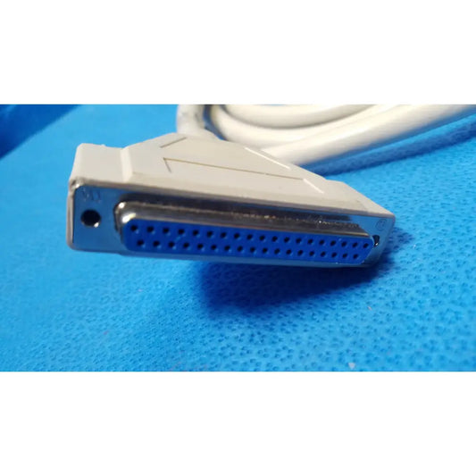 White d-sub 25-pin male to female connector cable with metallic blue interior and plastic housing lot of 3