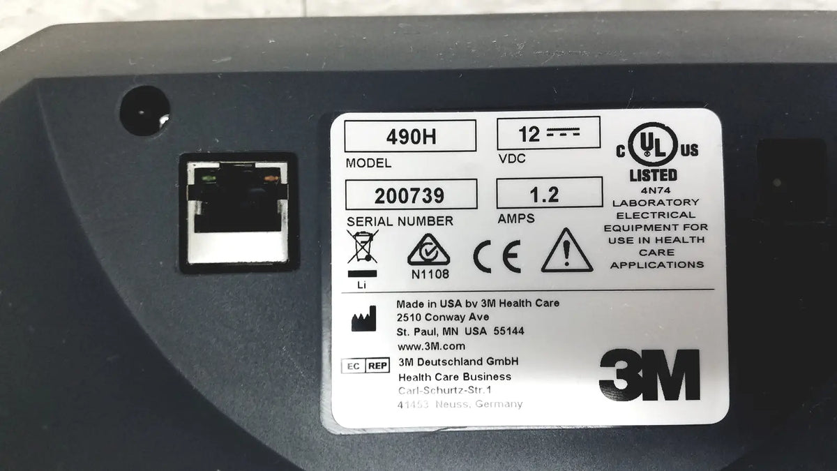 Black 3m attest auto-reader 490h vh202 sterilization incubator with white label showing specifications and certifications