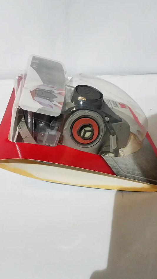 3M half face reusable respirator medium valved black and red mask in clear plastic packaging for protection
