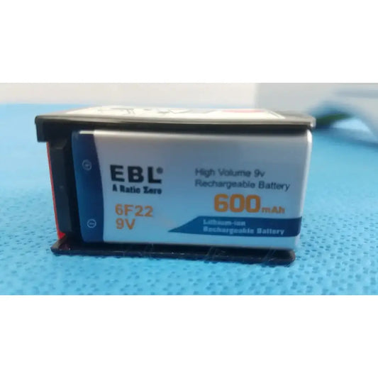 Abbott i-STAT 1 300-G Handheld Blood Analyzer w/ EBL 9V 600mAh Battery Blood Analyzer, second-hand product photo 2