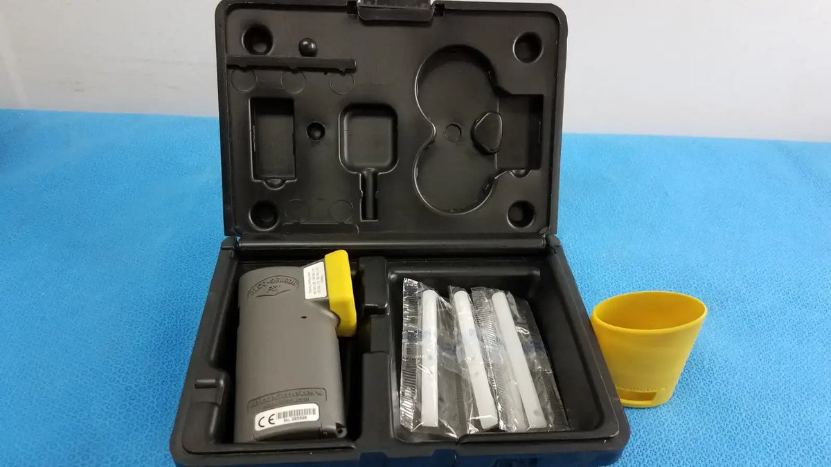 Reuse Medical Alco-Sensor Intoximeters FST Portable Handheld Alcohol Breathalyzer w/ Case Electronic Breathalyzers, second-hand product photo 1