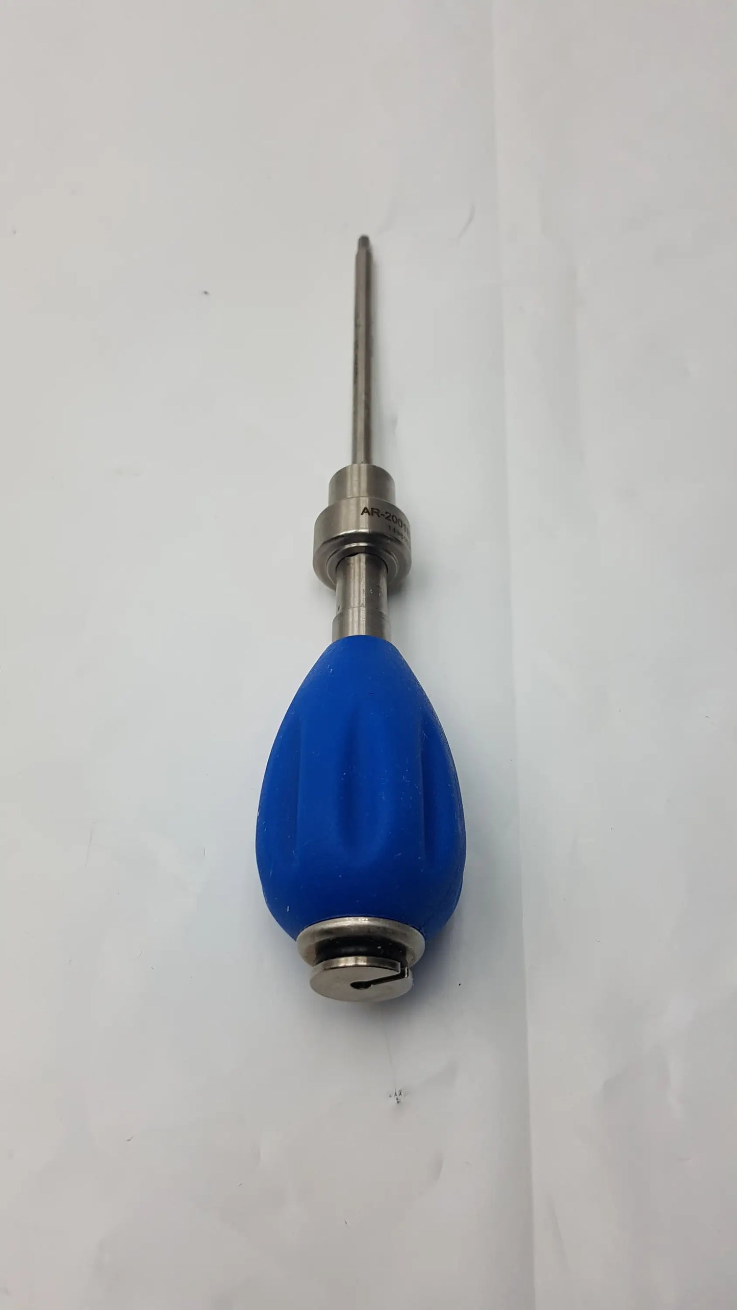 Arthrex AR-2001BT tear drop handle surgical drill bit with blue silicone handle metallic shaft and threaded collar