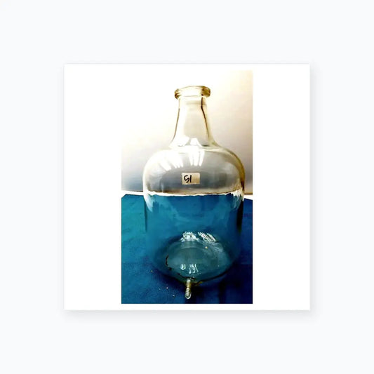 Unbranded Autoclavable Glass Aspirator Bottle 2L (2000mL) with Side Tubulation Laboratory Aspirator Bottle, second-hand product photo 2