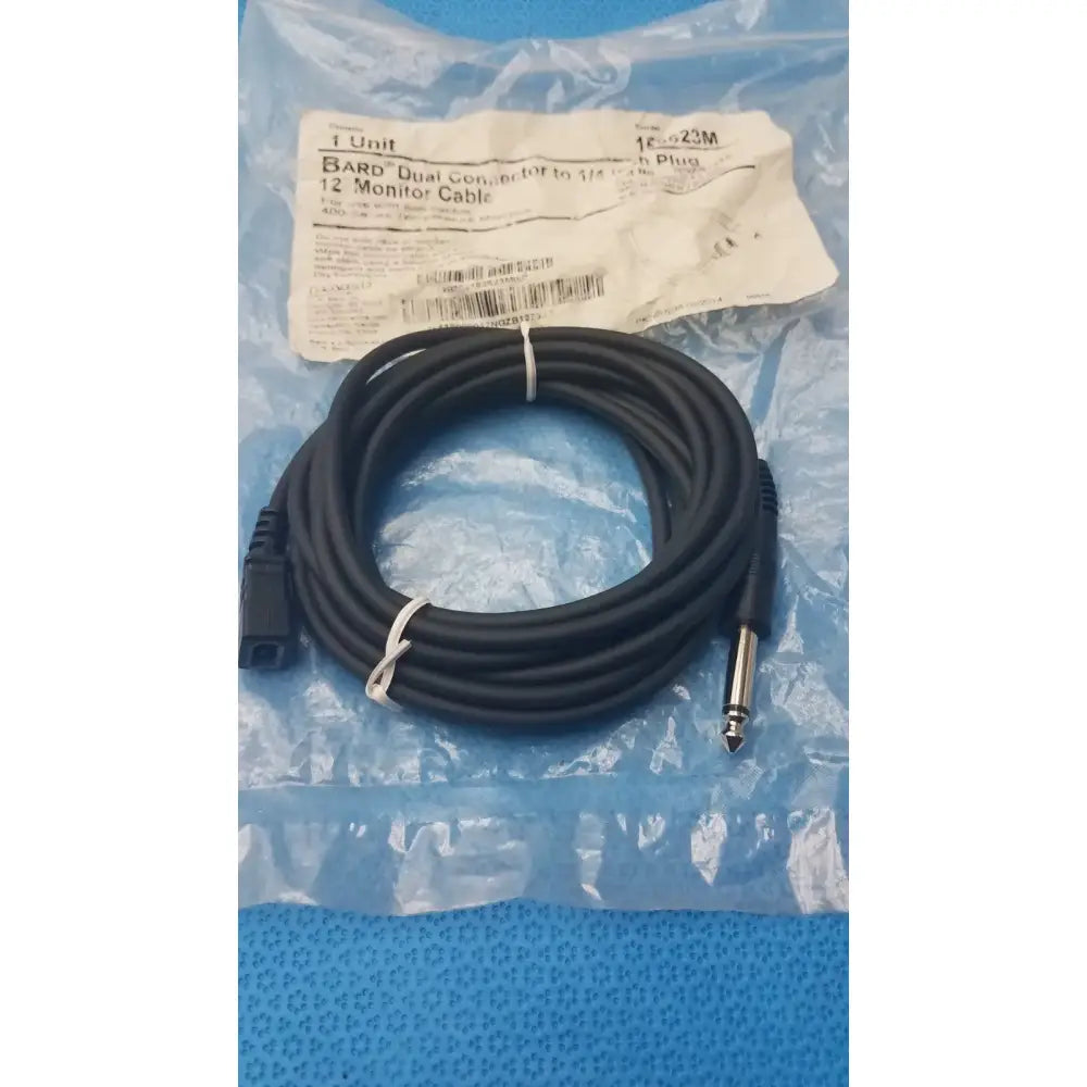 Reuse Medical Bard Dual Connector to 1/4" TRS Monitor Audio Cable Video Cables & Interconnects, second-hand product photo 1