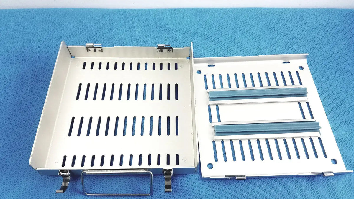 Reuse Medical Bausch And Lomb Storz E7416-1 Sterilization Tray Case Sterilization Trays & Cases, second-hand product photo 1