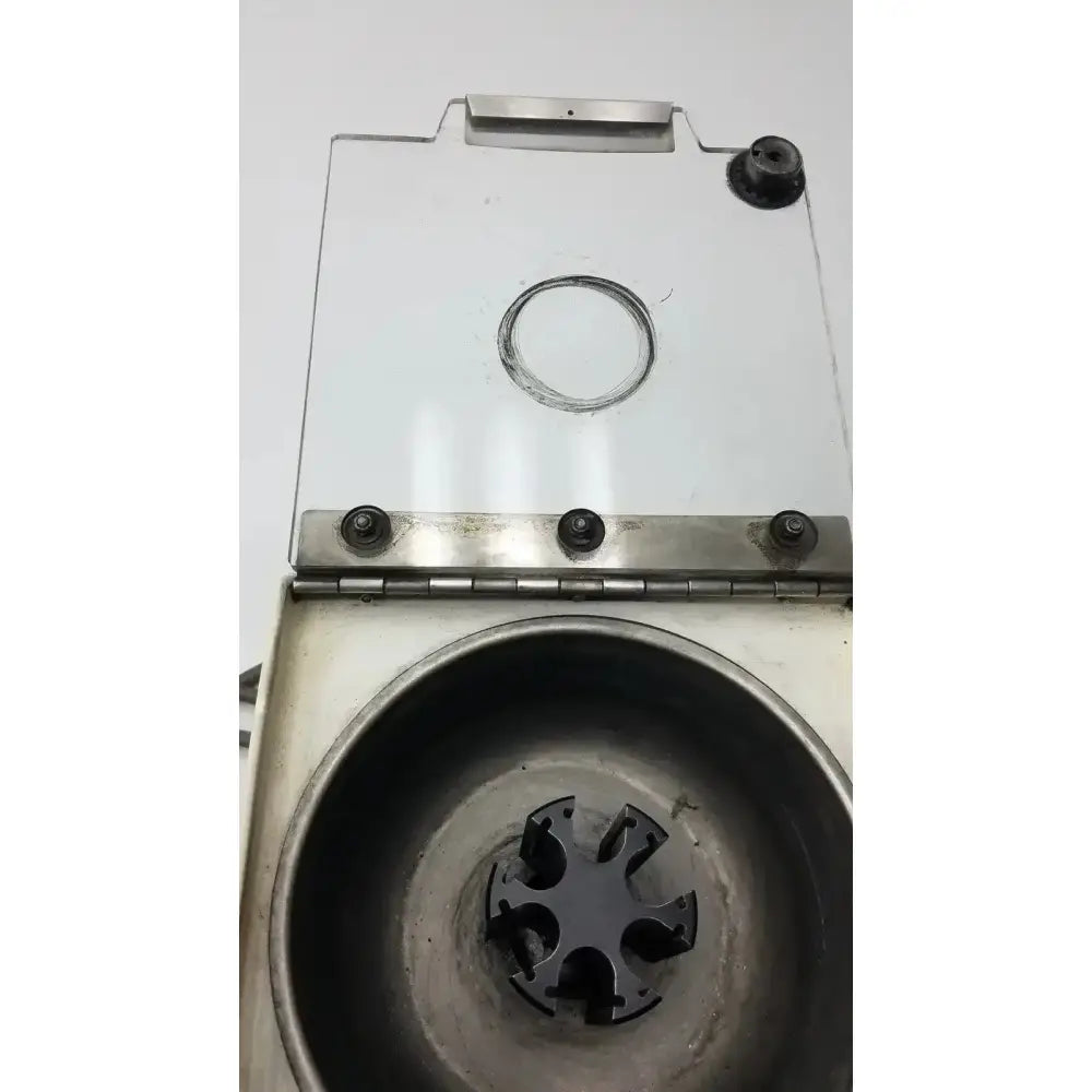 Beckman Coulter Beckman Microfuge B Cat No. 338720 Microcentrifuge, second-hand product photo 11