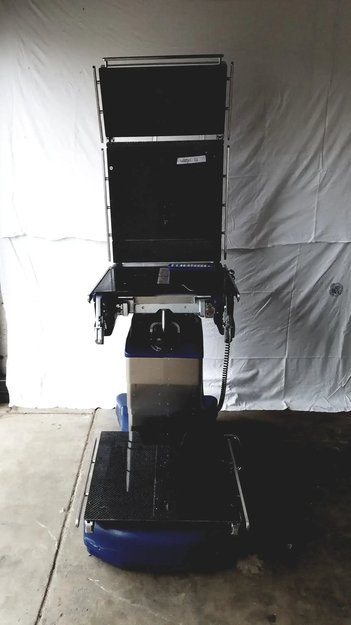 Reuse Medical Equipment Berchtold Operon D850 Surgical Table Base OEM Medical Equipment General Surgery Surgical Tables, second-hand product photo 24