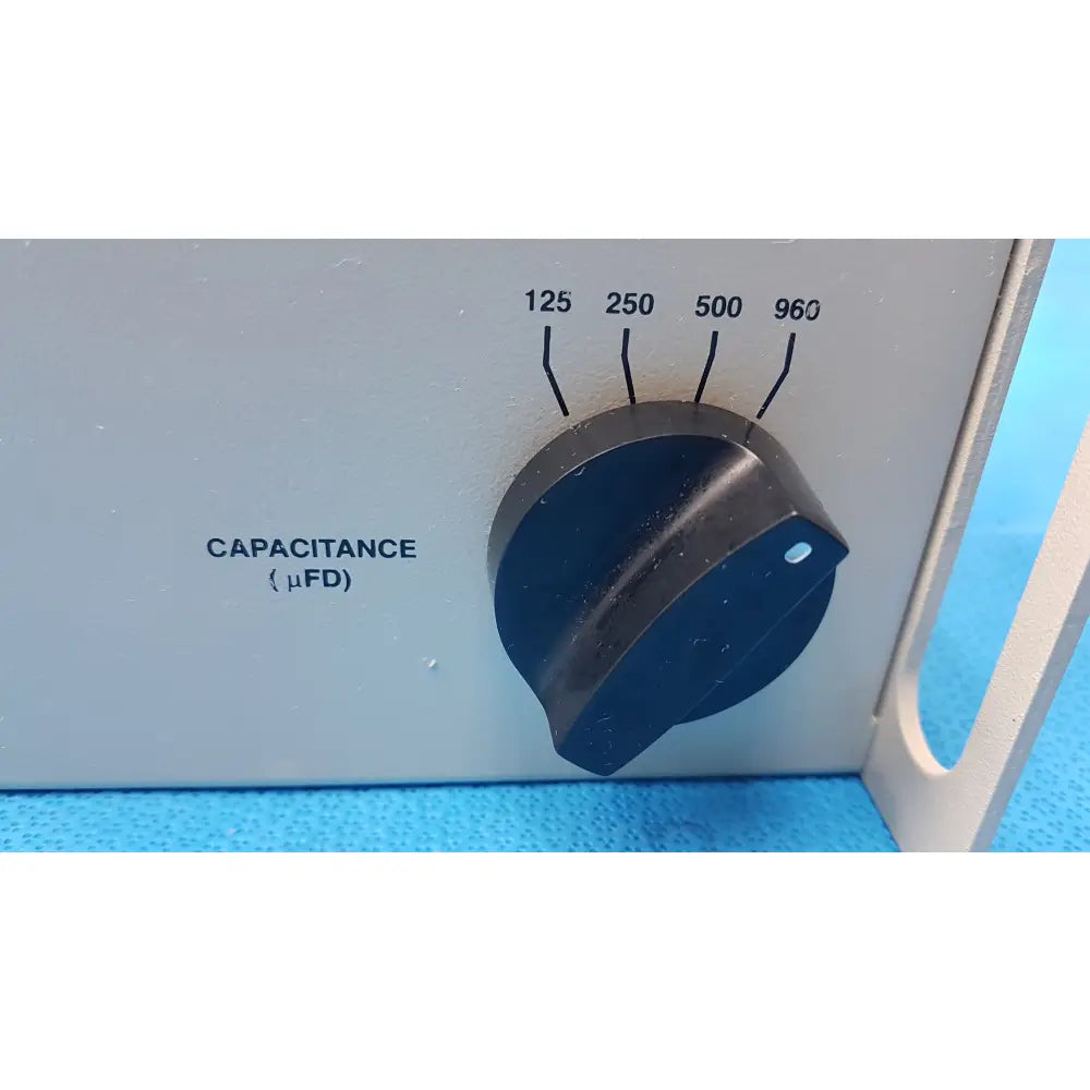 Bio-Rad 1652087 Capacitance Extender Electrophoresis Laboratory Device - Capacitance Extender