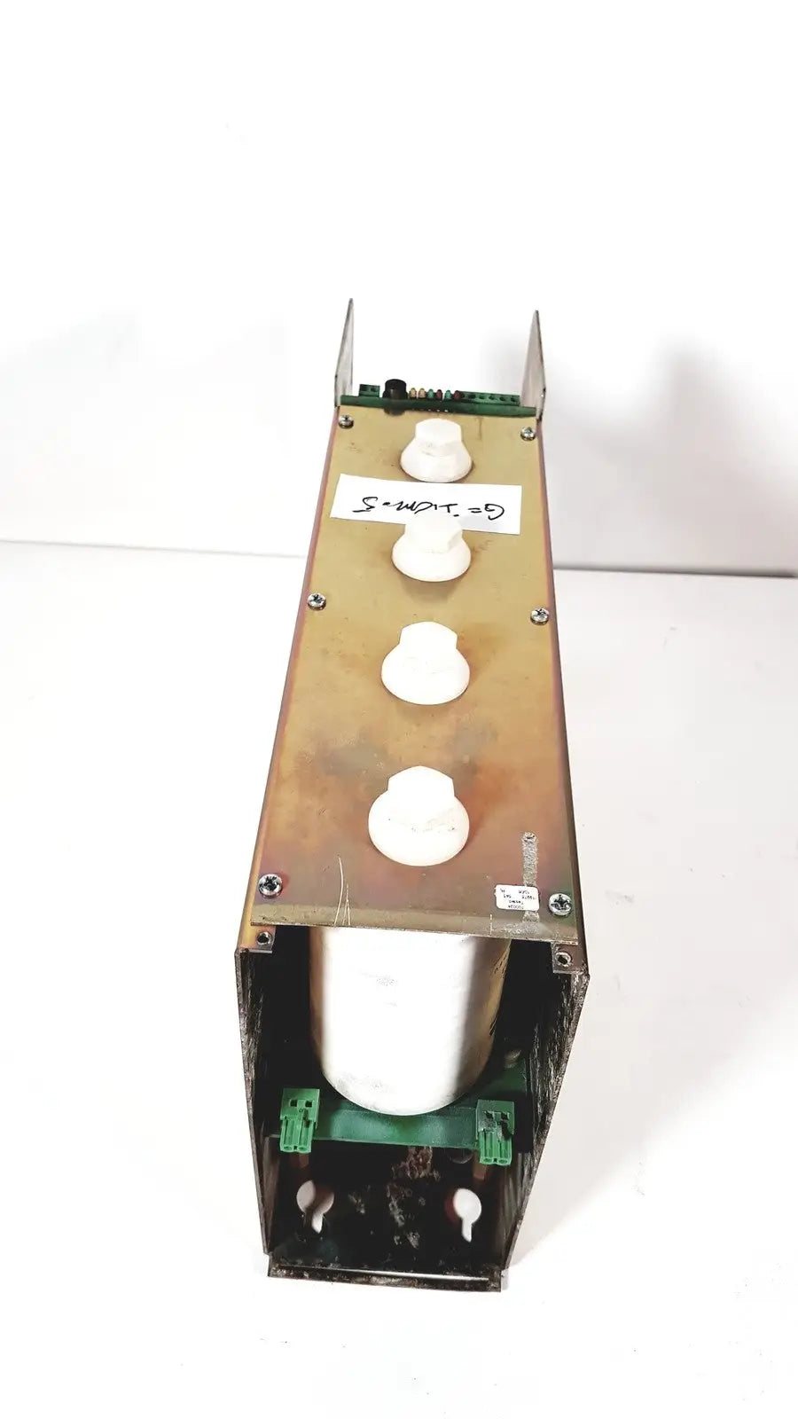 Metallic rectangular bystronic module vm 50a with three white knobs and cylindrical component for 50a 300v power supply