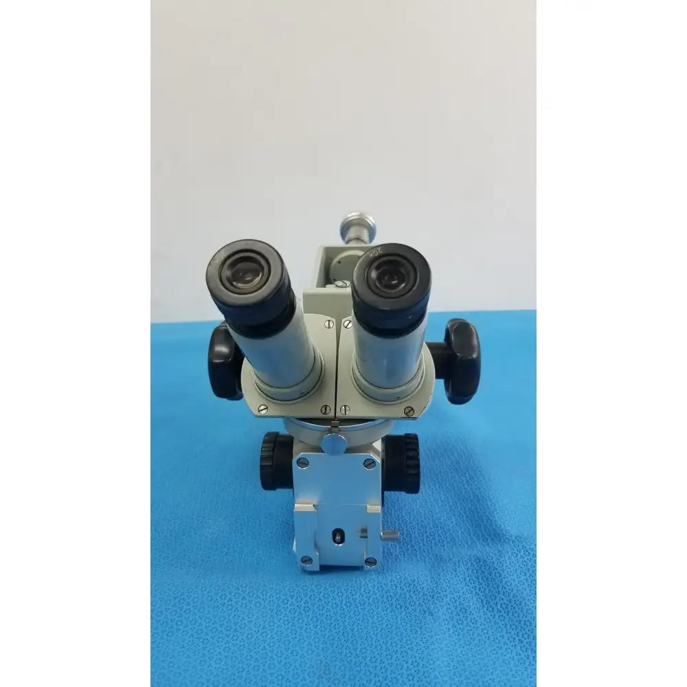 Reuse Medical Carl Zeiss 27281 Germany Binocular Microscope Head with 20x Eyepieces Other Medical & Lab Equipment, second-hand product photo 1