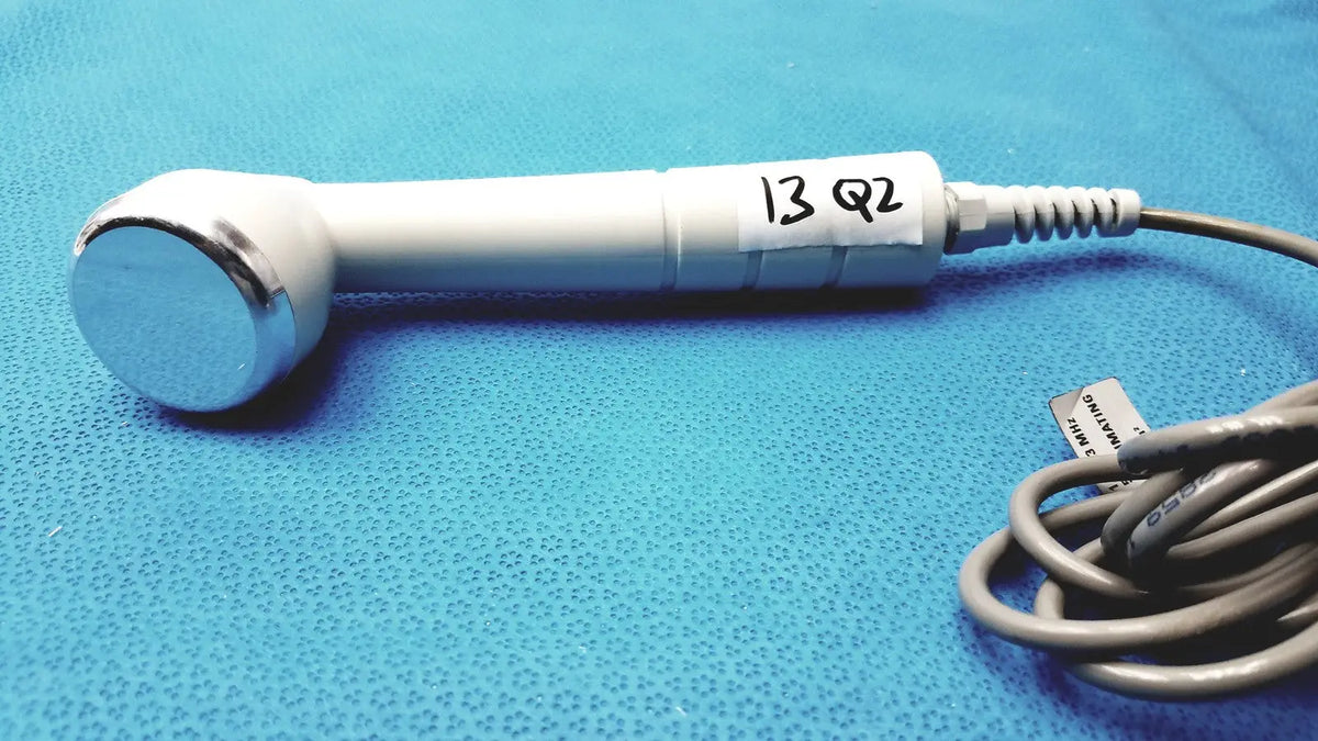 White handheld ultrasound applicator 5cm2 with chrome head and coiled gray cable for vectra cps legend series