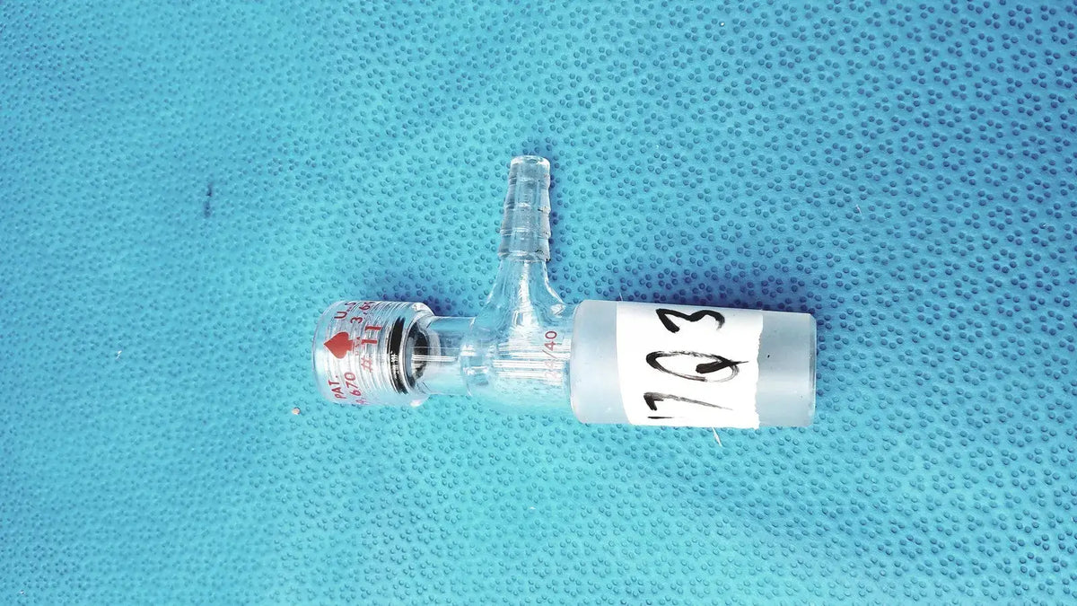 Chemglass Universal Inlet Adapter Chem-Thread w/ Hose Barb Lab Glassware Lab Glassware Adapter, second-hand product photo 2