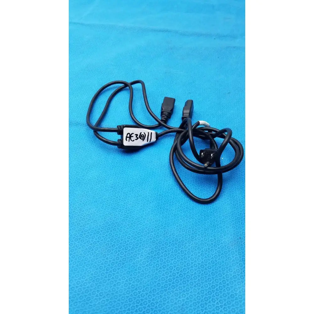 Reuse Medical Ching Cheng EL-701A NEMA 5-15P to Dual C13 Y-Splitter Power Cord Power Cables & Connectors, second-hand product photo 1