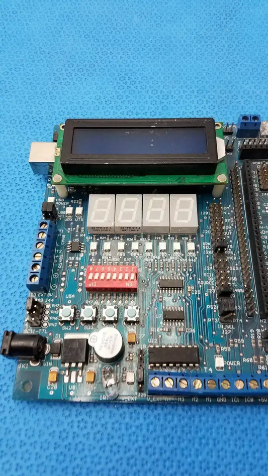 Unbranded Dragon12-Plus 2 REV G USB Development Board Electronic Computer Educational Lab Development Board, second-hand product photo 2