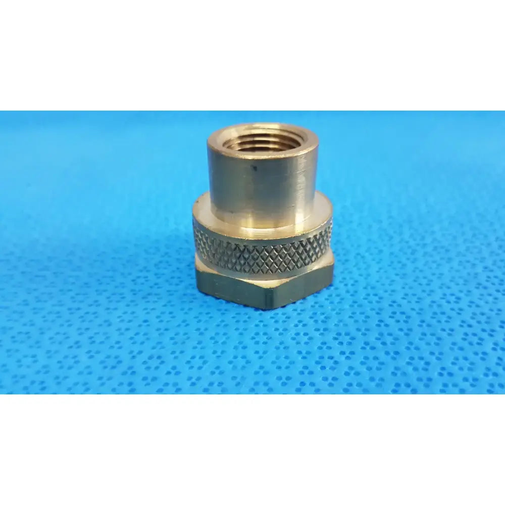 Reuse Medical FGHT to 3/8" FNPT Adapter – Durable Brass Plumbing Connector Other Fittings & Adapters, second-hand product photo 1