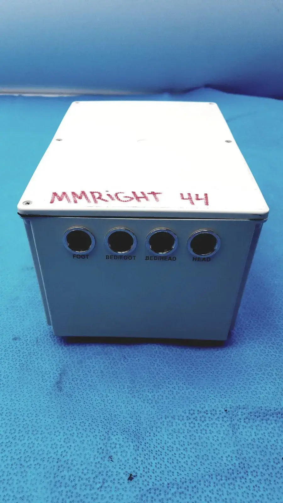 Reuse Medical Foot Hand Control Ports Control Unit Power Supply - 27001575 Other Healthcare, Lab & Dental, second-hand product photo 1