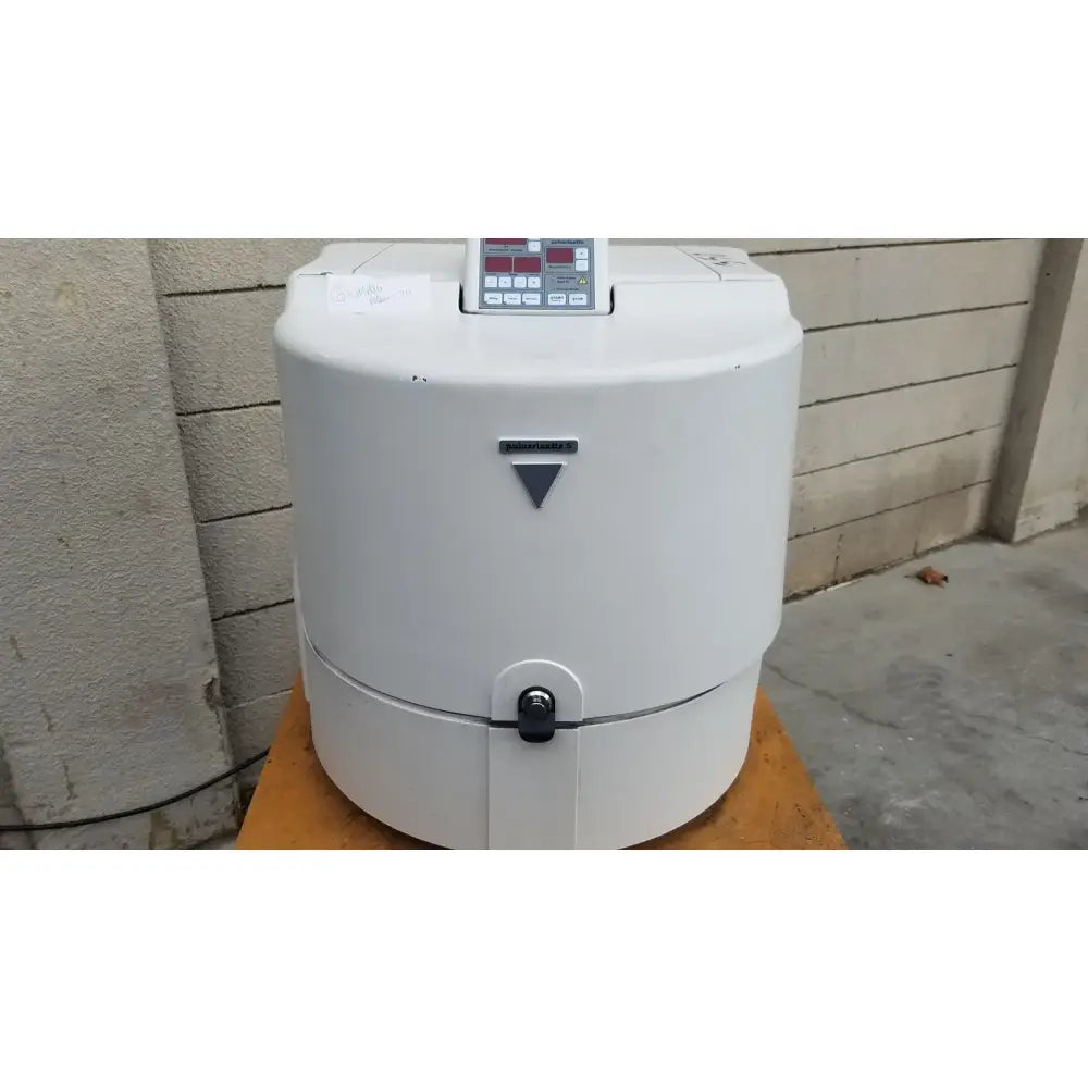 Reuse Medical Fritsch Pulverisette 5 Planetary Ball Mill 05.5000/01444 Lab Grinder 2015 Other Medical & Lab Equipment, second-hand product photo 1