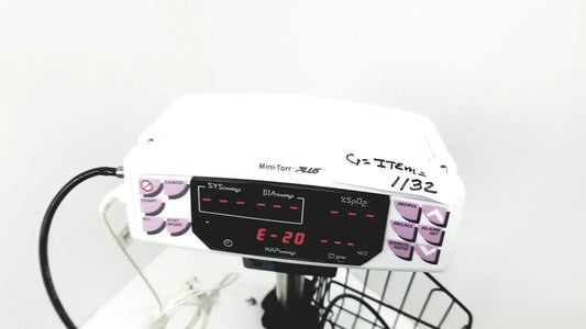 Reuse Medical GE Medical Mini-Torr, Plus Patient Monitor Ref. 3444 With Rolling Stand and Cart Patient Monitors, second-hand product photo 1