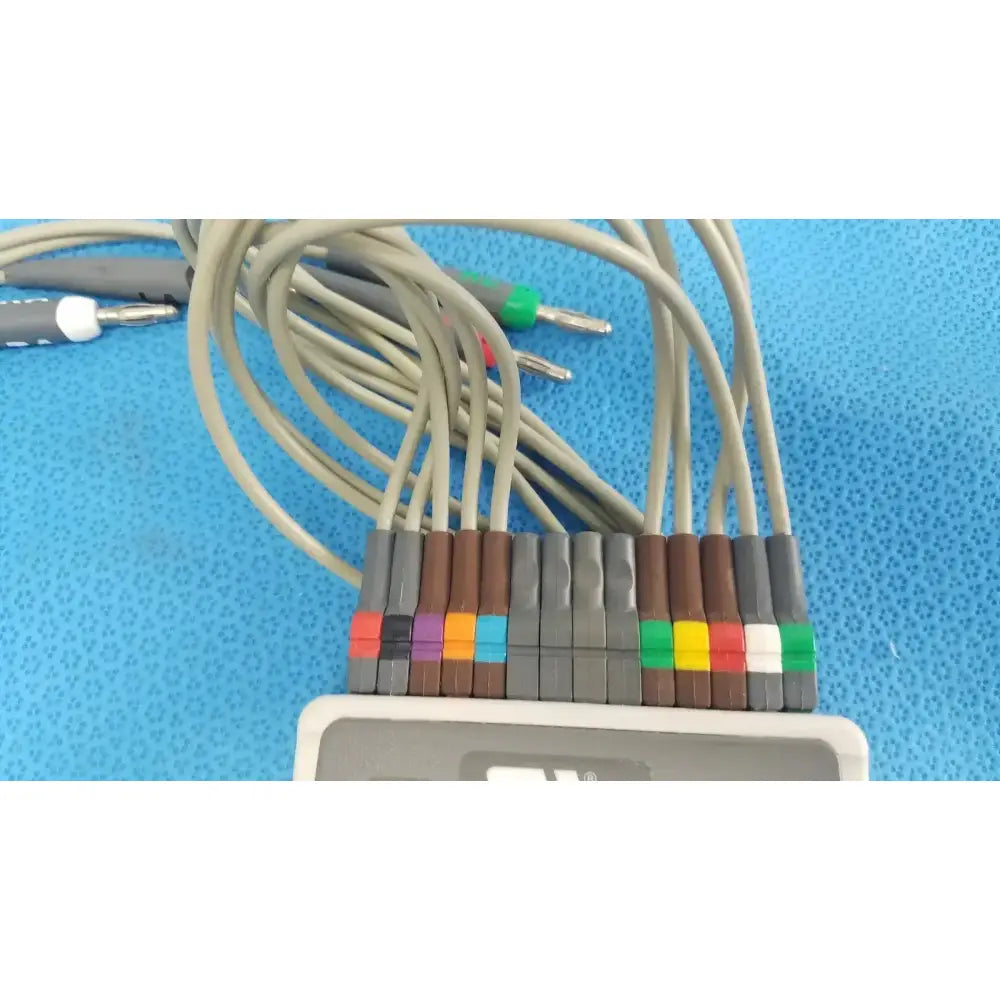 GE Medical Systems 900995-003 CAM HD ECG EKG Acquisition Module w/ Leads ECG/EKG Acquisition Module, second-hand product photo 10