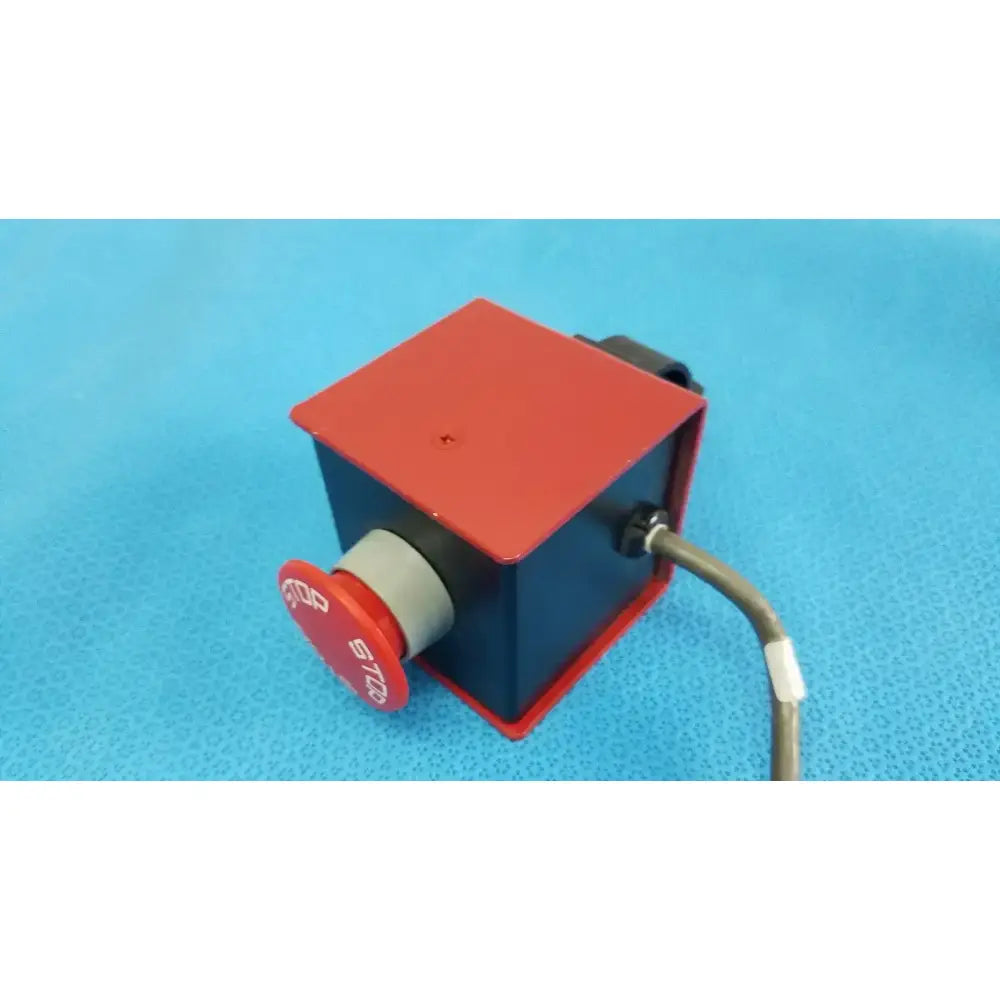 GE Stop Switch E-Stop Button for T-2100 Treadmill 88380-007 Cable Emergency Stop Switch, second-hand product photo 14
