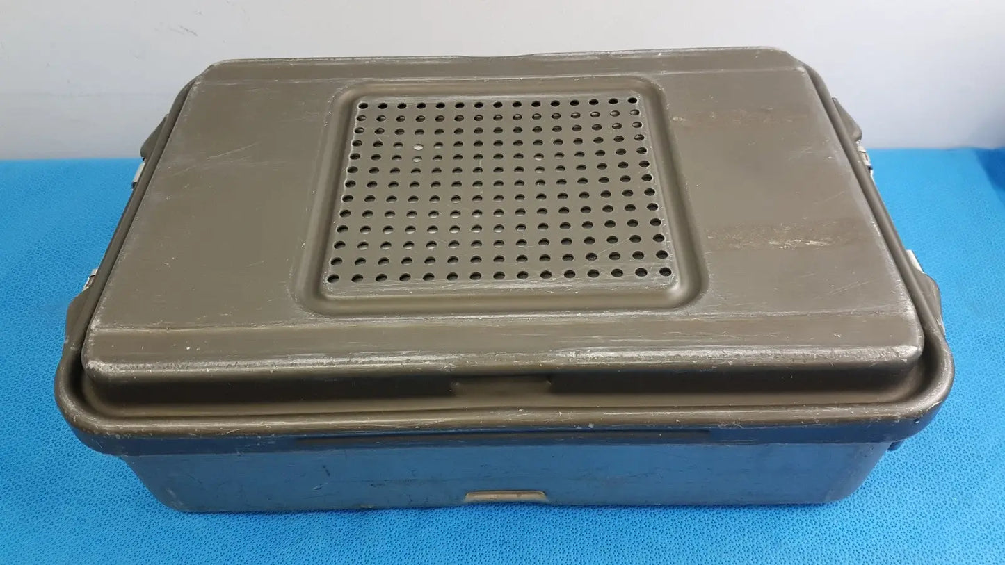 Reuse Medical Genesis Stainless Steel Instrument Sterilization Tray with Lid Organizer Sterilization Trays & Cases, second-hand product photo 1