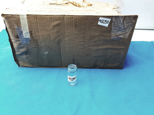 Reuse Medical Glass Bottle Clear Round Wide Mouth w/ Black Cap –4 oz Reusable Container Other Medical & Lab Glassware, second-hand product photo 1