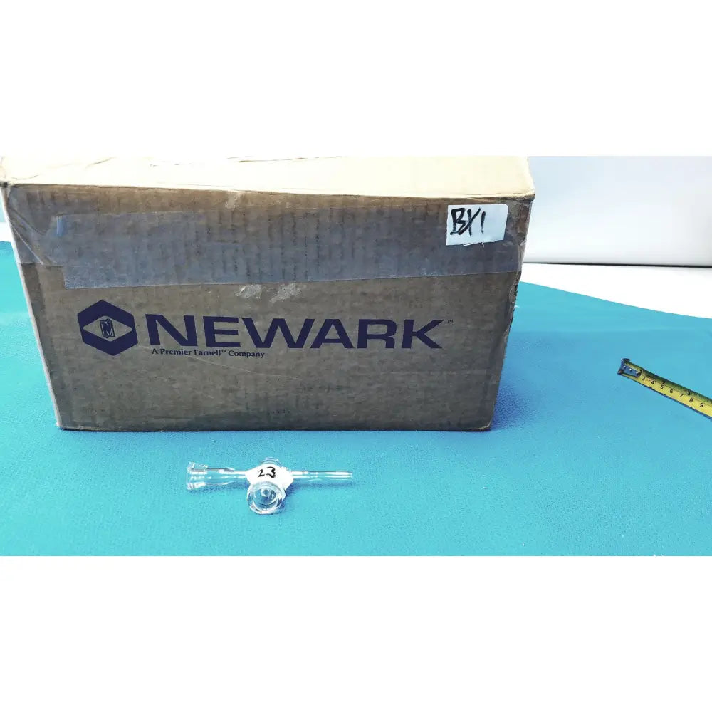 Glass Stopcock Valve Adapter – Unbranded Borosilicate Lab Control Joint Fitting