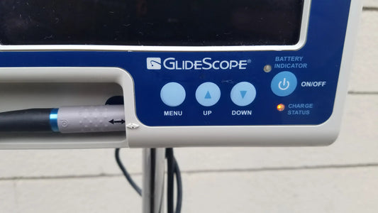 GlideScope PV132067 Portable GVL Vital Signs Monitor With Stand Portable Video Monitoring System / Clinical Display Unit, second-hand product photo 2