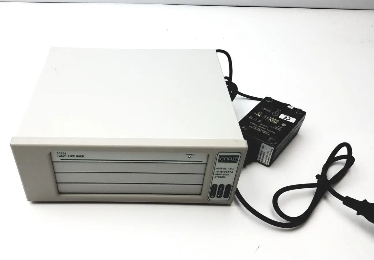 Reuse Medical Grass 15LT PHYSIODATA AMPLIFIER SYSTEM, 15A54 QUAD AMPLIFIER With Power Supply Other Medical & Lab Equipment, second-hand product photo 1