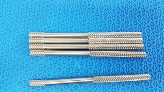 Set of five silver-colored metal screwdriver bits with knurled handles for gs 12.1605 beaver-style scalpel handle precision surgical use