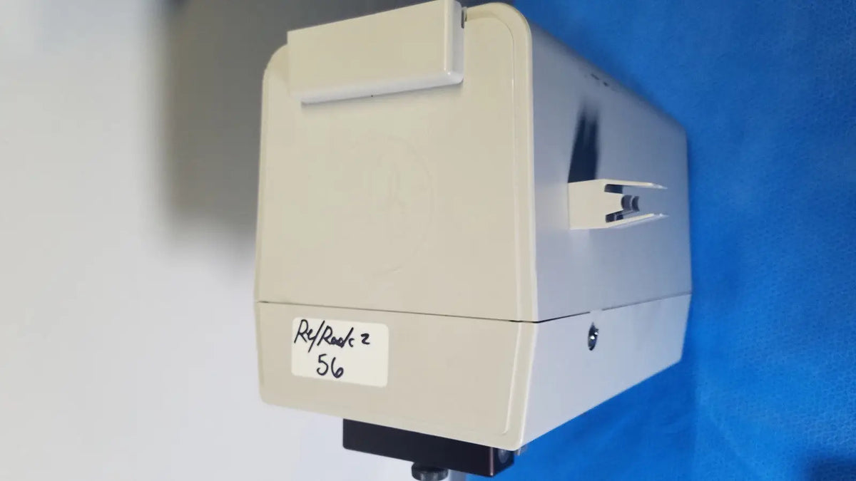 Beige plastic hamilton microlab 500 series diluter dispenser with white label ref rek 2 56 and black components
