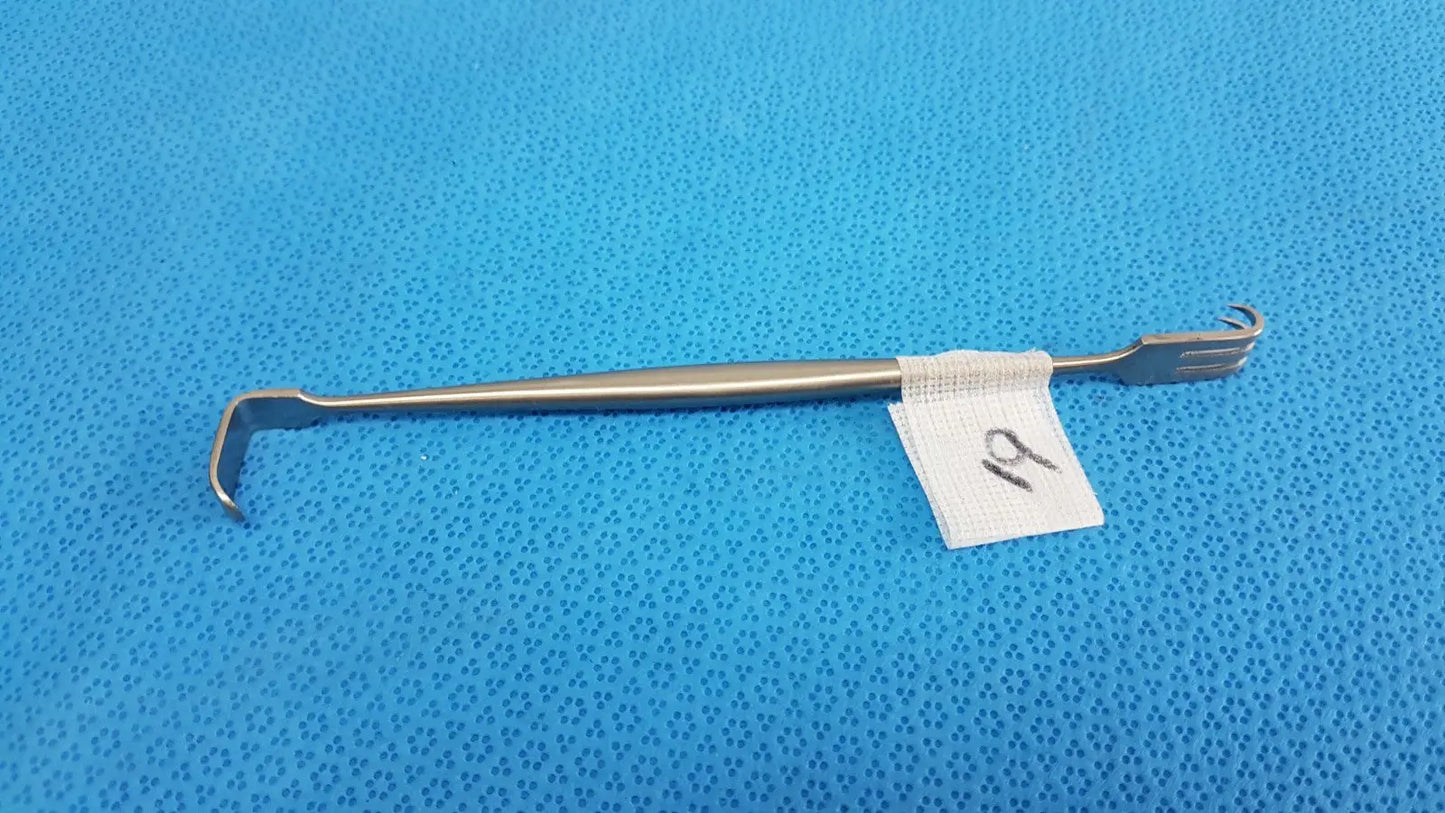 Reuse Medical Handheld Double Ended Retractor – 16.5 cm – Stainless Steel Surgical Instrument Surgical Retractors, second-hand product photo 1