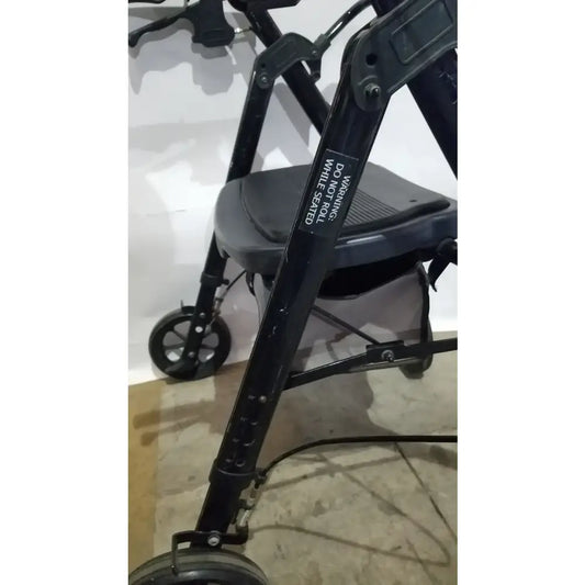 Reuse Medical Equipment Heavy Duty Rollator Walker with Seat, 4-Wheels Walkers, second-hand product photo 2
