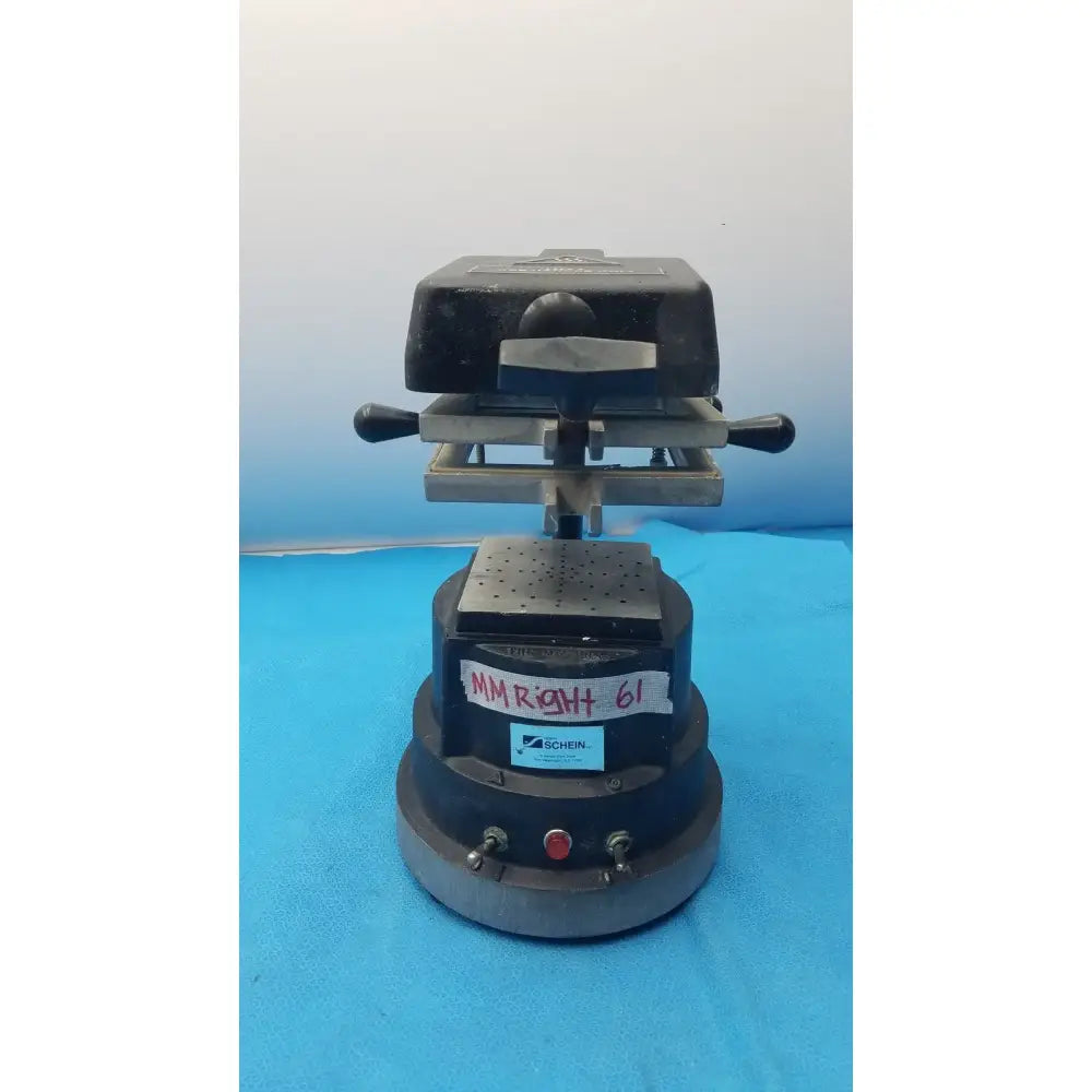 Reuse Medical Henry Schein Vacuum Forming Machine Model-101 Other Medical & Lab Equipment, second-hand product photo 1