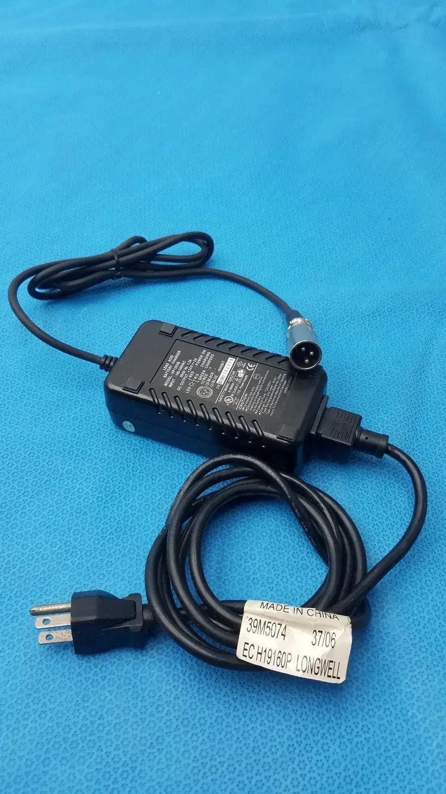 High Power Tech. 3-Pin Lead Acid Battery Charger HP-1202B, 24V, 2A Battery Charger, second-hand product photo 16