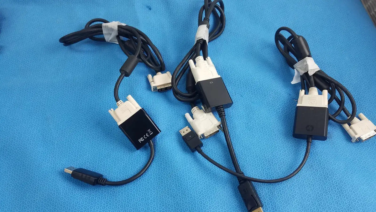 Reuse Medical HP 752660-001 DisplayPort to DVI SL Adapter Video Converter Cable - Lot of 3 Medical Cables & Cords, second-hand product photo 1