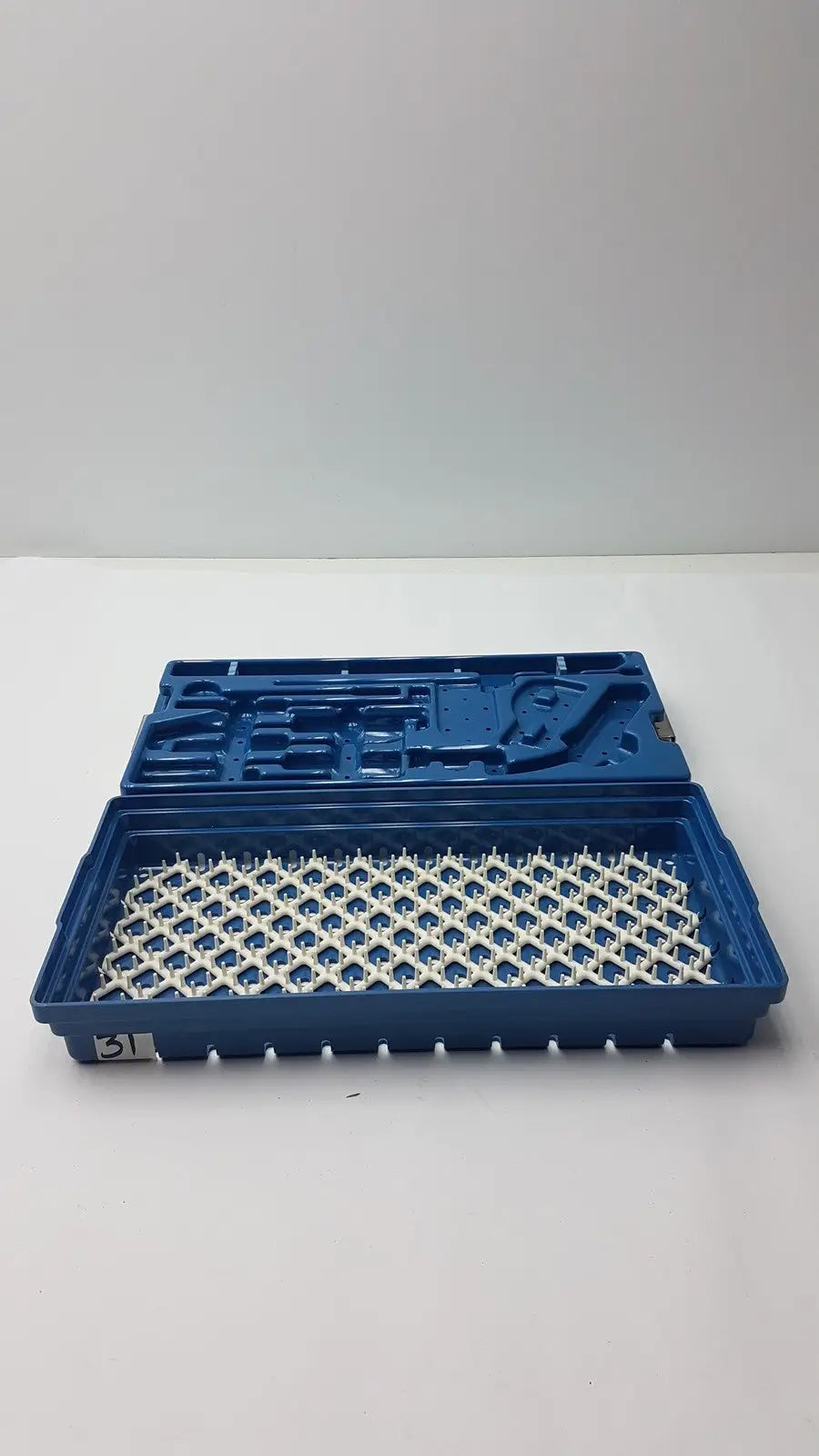 Reuse Medical Instrument Set Case Container Sterilization Storage Tray Sterilization Trays & Cases, second-hand product photo 1