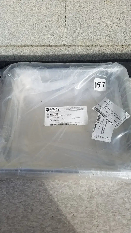 Reuse Medical Instrument Tray - Solid, 13-7/8" x 12-7/8" x 2-1/2" - #10-1753 Sterilization Trays & Cases, second-hand product photo 1
