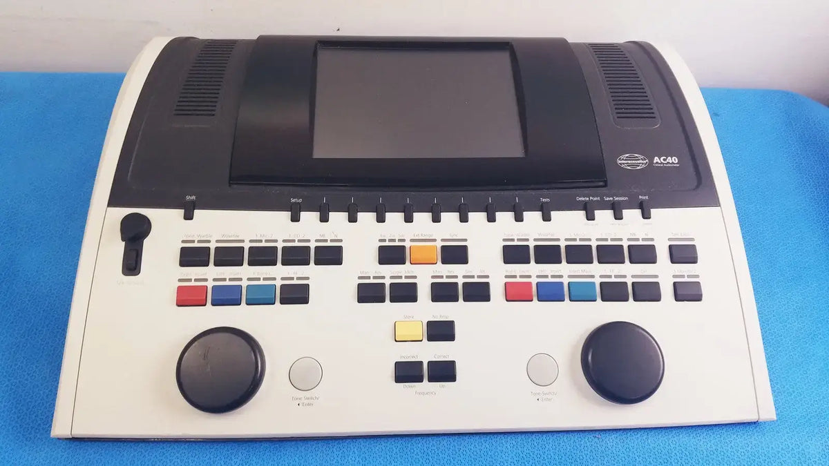 Reuse Medical Interacoustics AC40 Clinical Audiometer Dual Channel System Other Medical & Lab Equipment, second-hand product photo 1