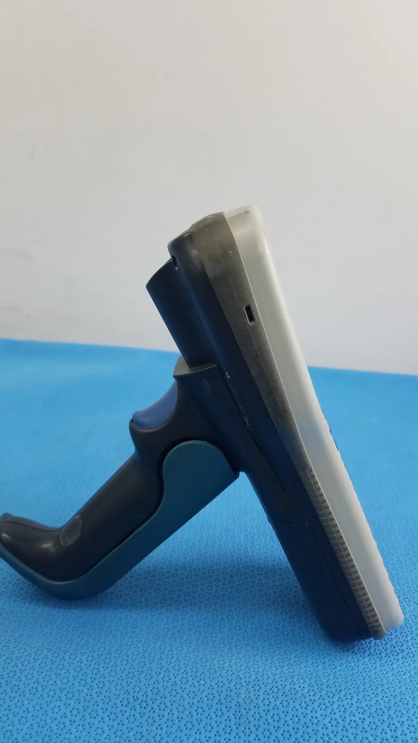 Intermec CK30 HandHeld Wireless Barcode Scanner Wireless Barcode Scanner, as-is (for parts) product photo 11