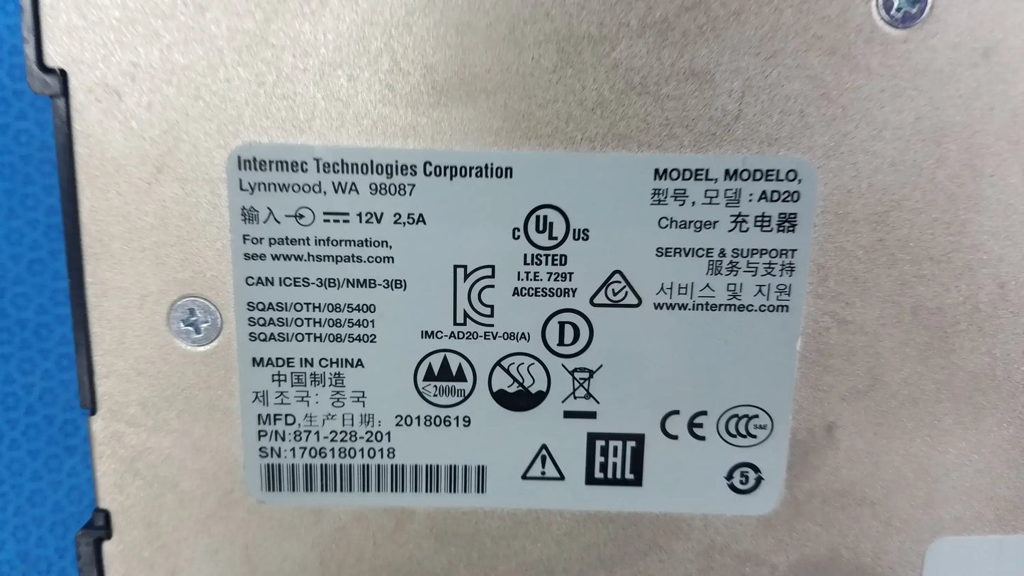 Intermec CK3X Wireless Barcode Scanner With AD20 Charging Base and Omnihil AC/DC Adapter Handheld Wireless Barcode Scanner, second-hand product photo 16