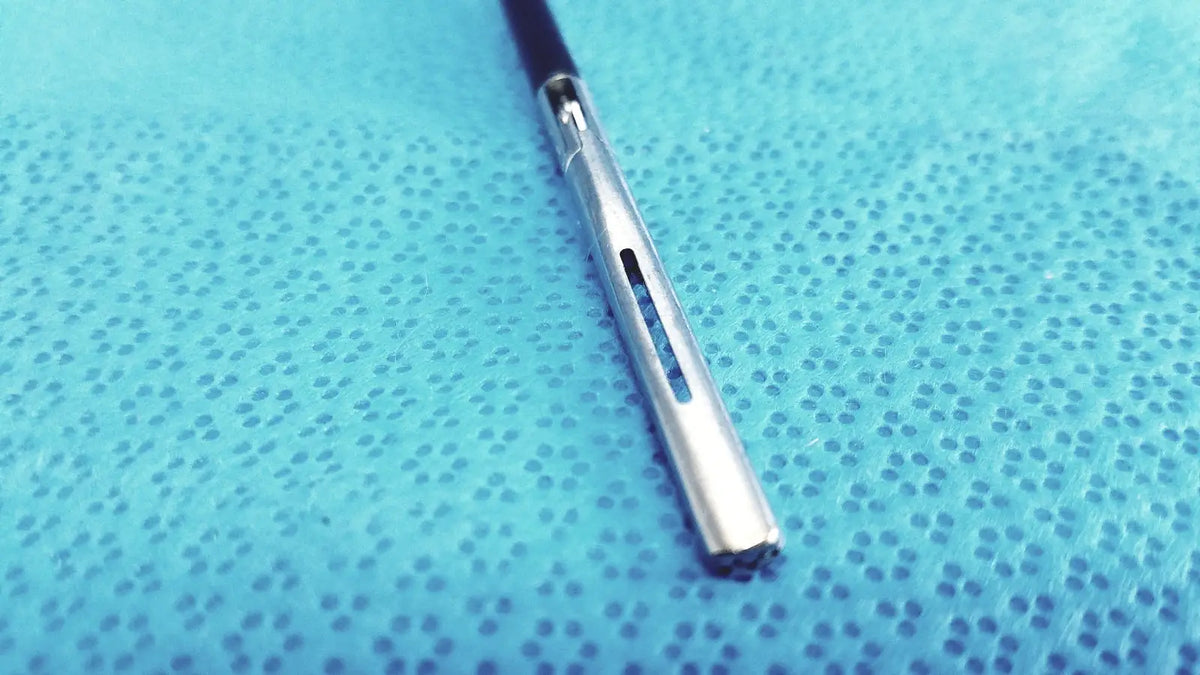 Jarit 610-140 stainless steel roto-lok with black handle and elongated slot in sleek metallic shaft stainless steel roto-lok