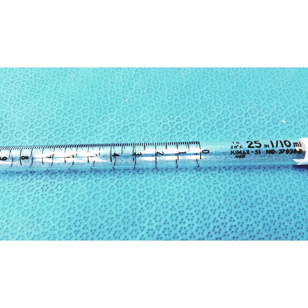 Clear plastic kimax 25ml syringe with black graduations labeled kimax 5 for accurate glass mohr measuring in labs