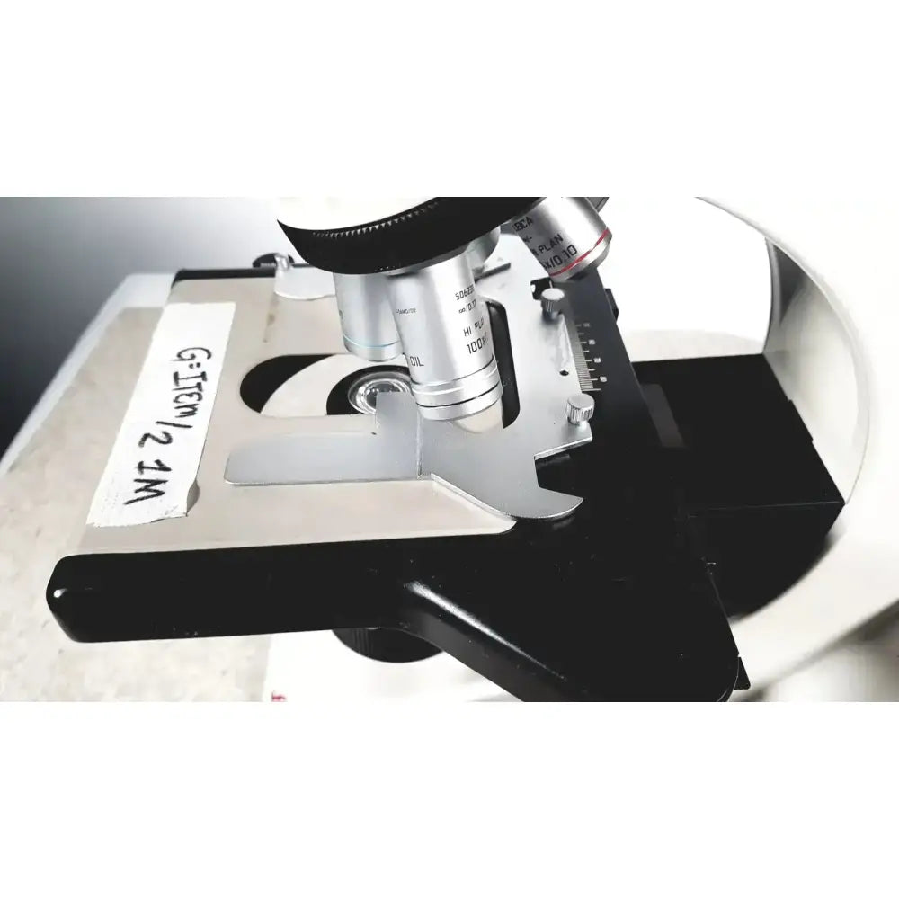 Leica Microscope Model DM1000 with Heads Microscope, second-hand product photo 21