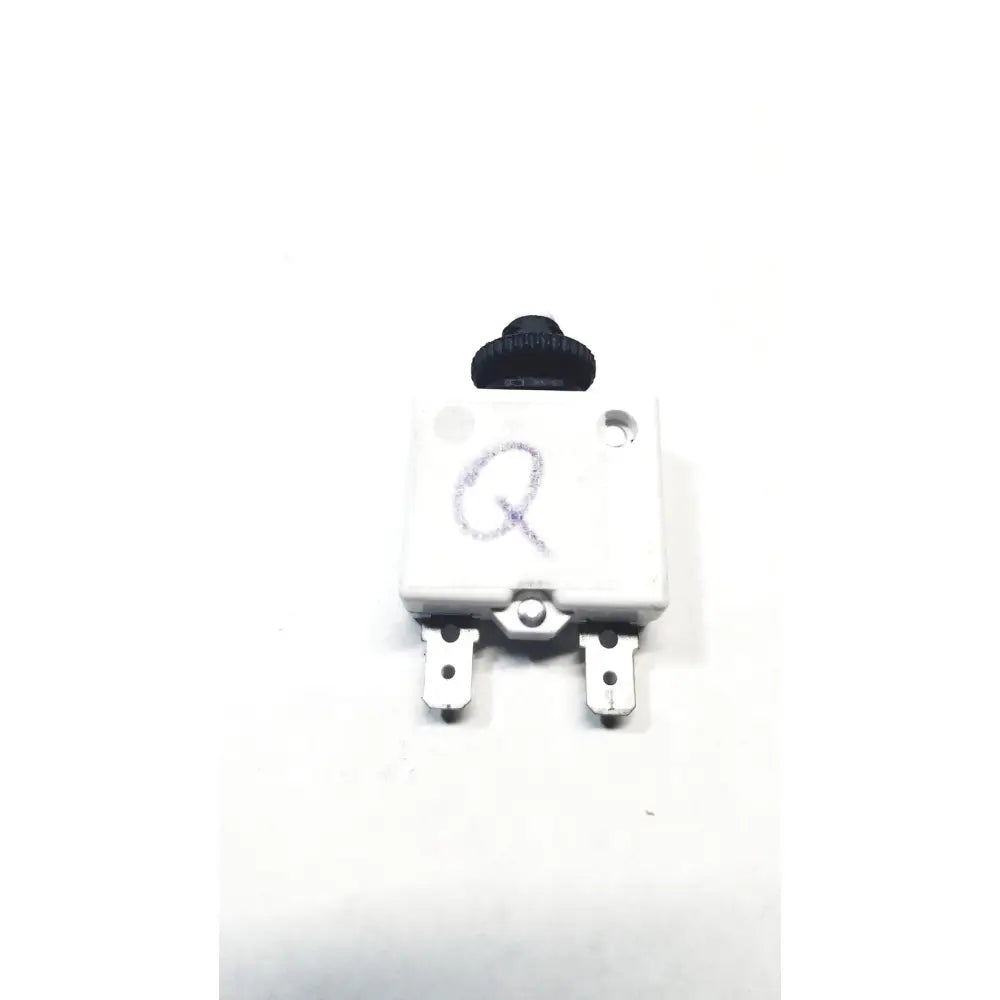 White plastic toggle switch circuit breaker with black knob and silver terminals for 5a 250vac 50vdc mechanical products